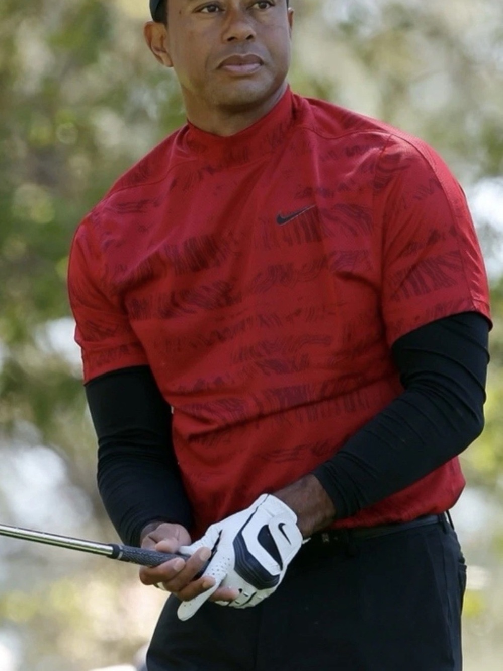 Nike Dri-FIT ADV Tiger Woods Mock Neck Golf Shirt Red DJ6842-687 Mens Small EUC